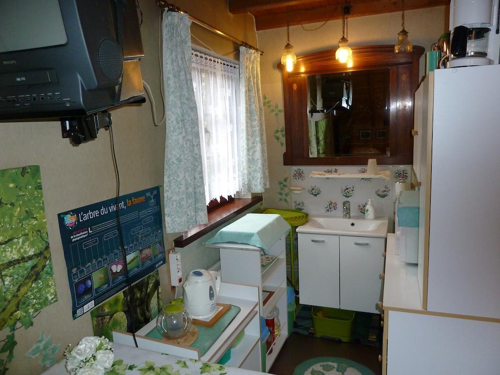 B&B 'T Nieuw Lijsternest Wezembeek-Oppem Ruang foto