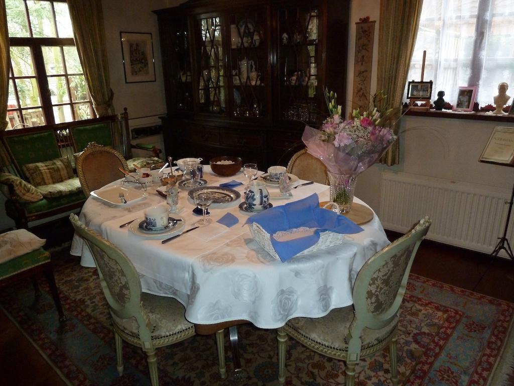 B&B 'T Nieuw Lijsternest Wezembeek-Oppem Ruang foto